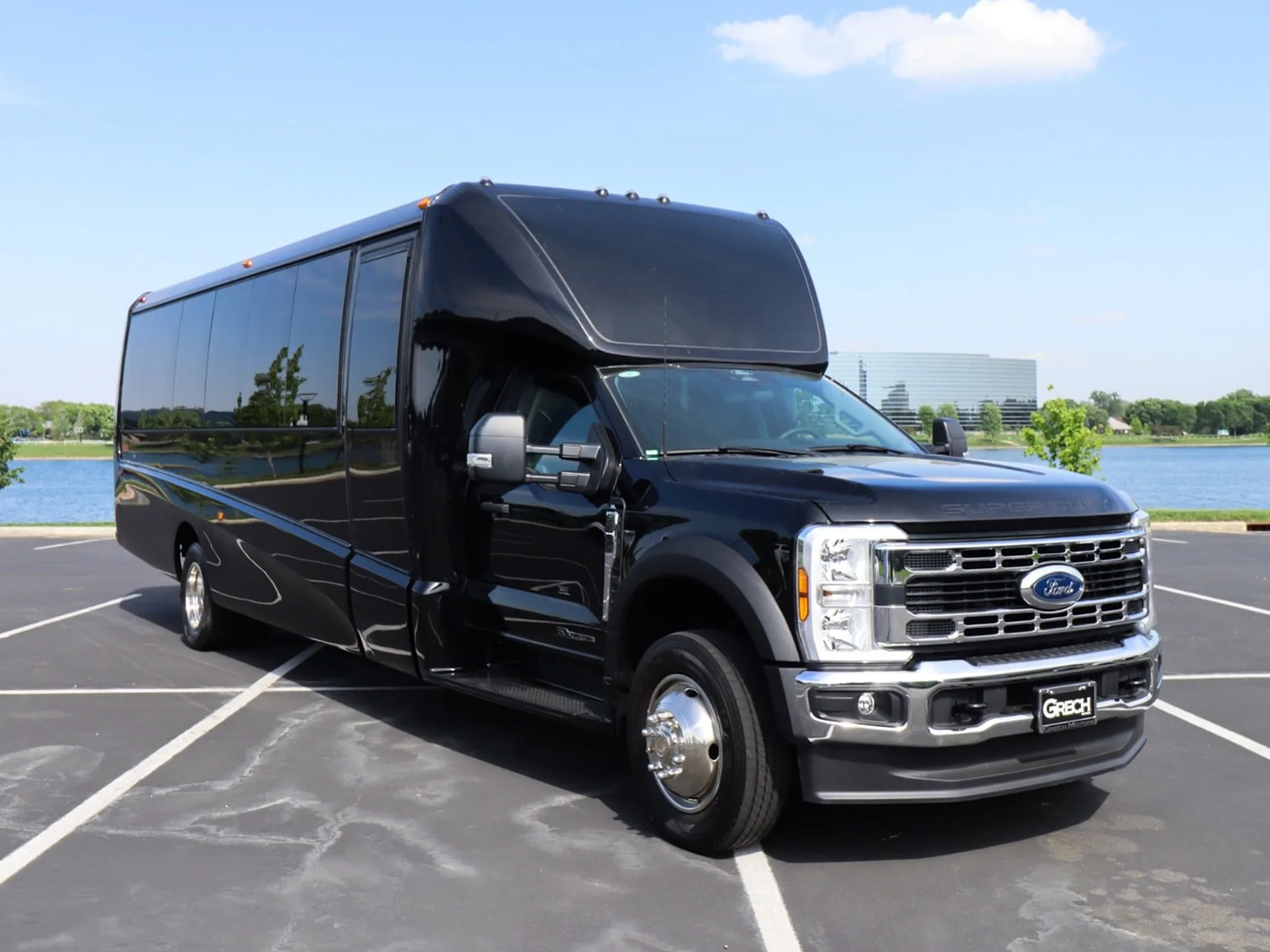 Grech 2026 Freightliner in black bus