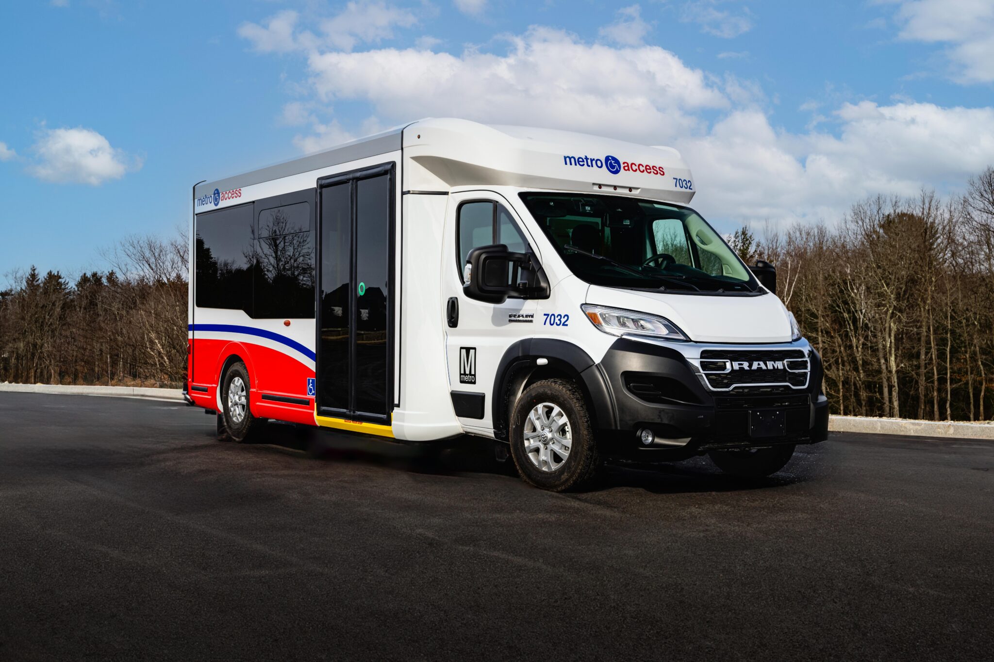 Model 1 | Frontrunner Bus